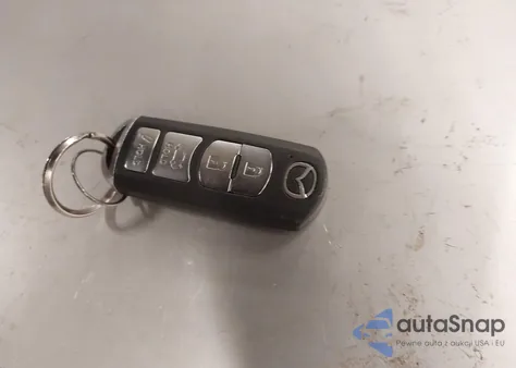 2017 Mazda Mazda3 Sport из США, поврежденный, VIN 3MZBN1U77HM153925